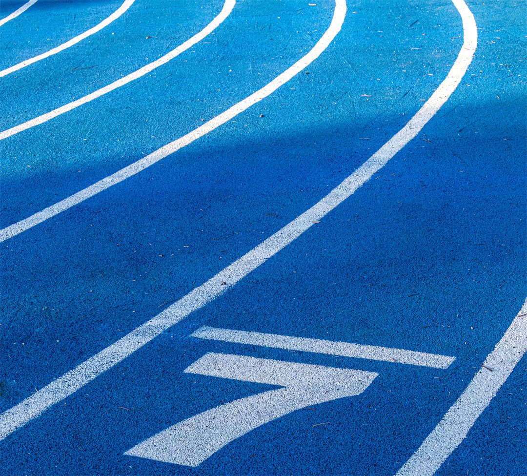 blue-race-track-alejandro-barba-unsplash